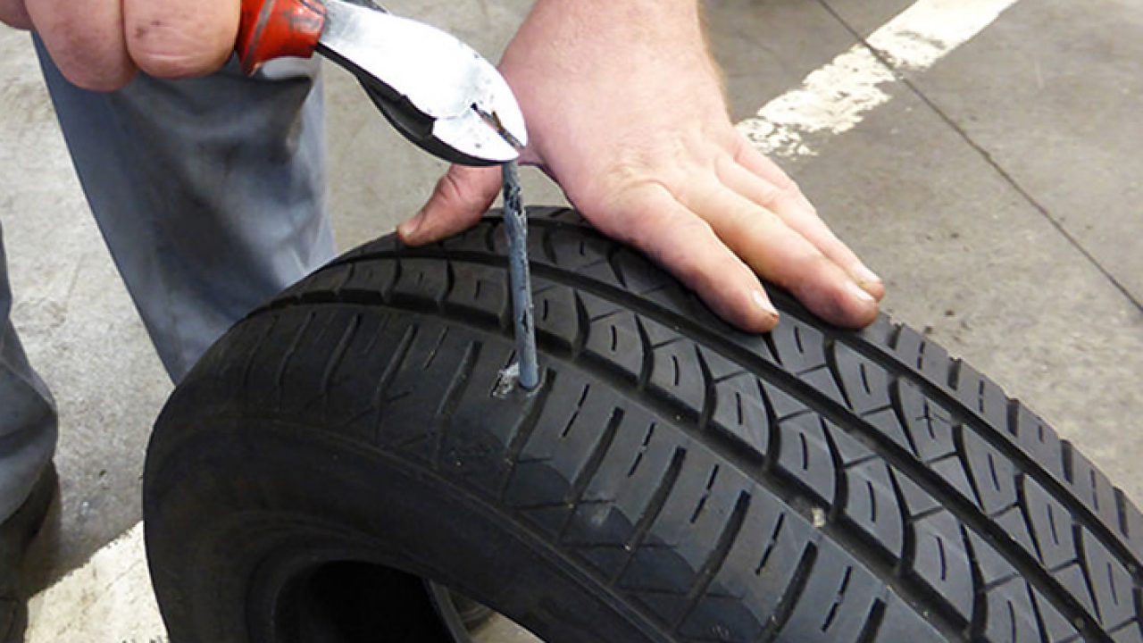 Mèches de réparation crevaison de pneu tresses BGS 204mm (25 pièces)