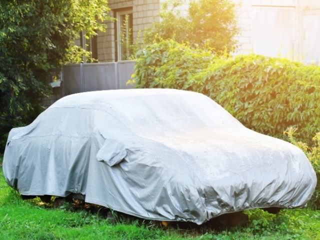 Protéger sa voiture avec une housse