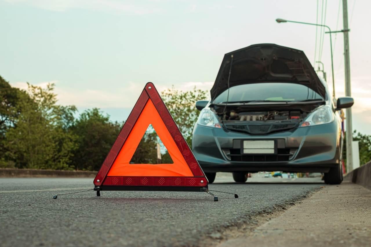 Ma voiture ne démarre plus mais les voyants s'allument, que faire ? - Le  Blog de Carter-Cash