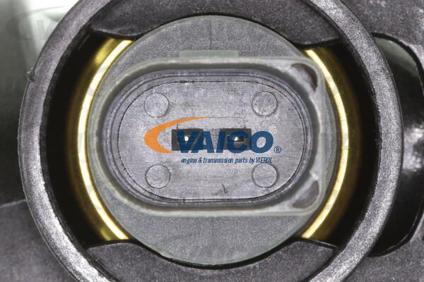 Bride de liquide de refroidissement VAICO V10-5868