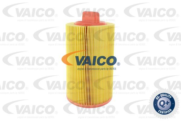 Filtre à air VAICO V30-9906
