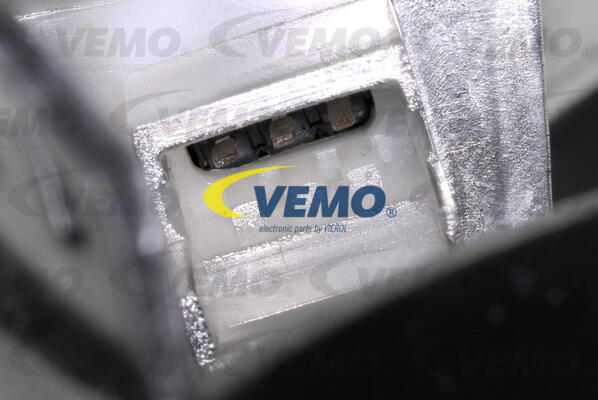 Feu clignotant VEMO V10-84-0111