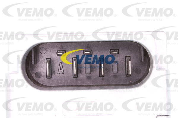 Commande du ventilateur électrique refroidissement VEMO V30-79-0013