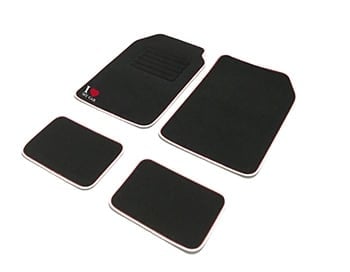Lot de 4 tapis "I love my car" en moquette