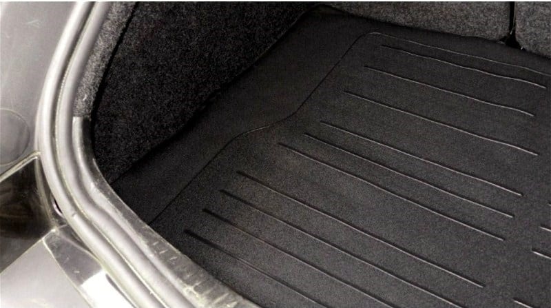 OMAC GmbH Tapis de Coffre en Caoutchouc antid/érapant pour Zoe Noir